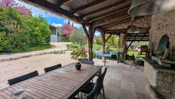 Maison de 390 m²
