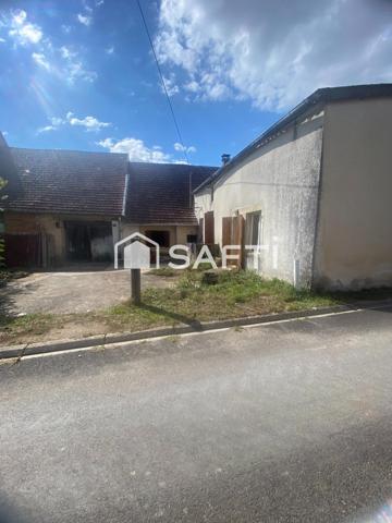 2 anciennes habitations avec granges à rénover