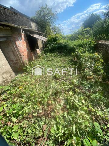 2 anciennes habitations avec granges à rénover