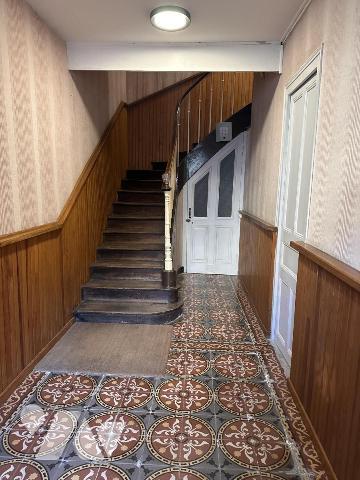 A VENDRE 56 VANNES Le Port, superbe T2 61 m², au 1er étage avec petite vue sur le Port