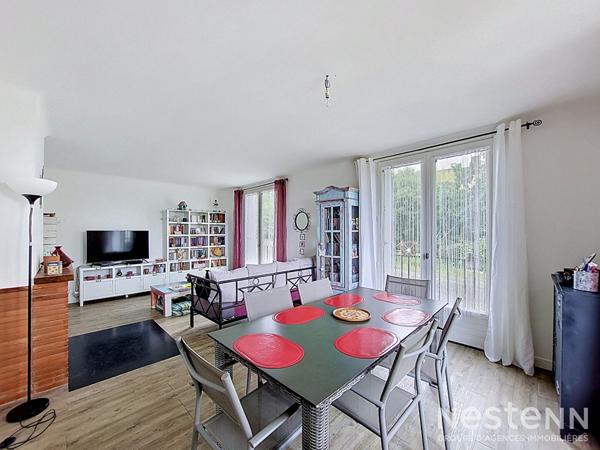 A Vendre Maison de 89 m² avec garage et jardin au centre du village de Courrensan
