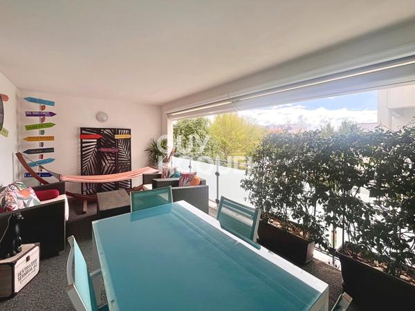 Charmant appartement 2 chambres et grande terrasse