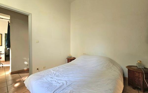Appartement à vendre    2 pièces • 46 m2 Salon-de-Provence
