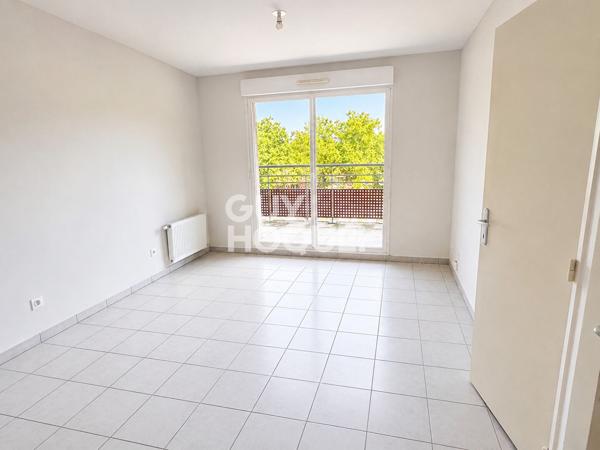 T2  37,95 m²  DERNIER ÉTAGE  GARAGE  VÉNISSIEUX