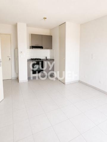 T2  37,95 m²  DERNIER ÉTAGE  GARAGE  VÉNISSIEUX