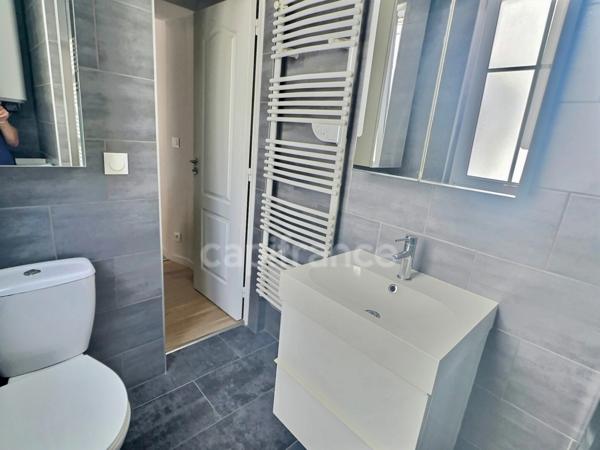 Appartement à louer T2 PARIS 17EME ARRONDISSEMENT (75) - quartier des épinettes - 30.25 m2