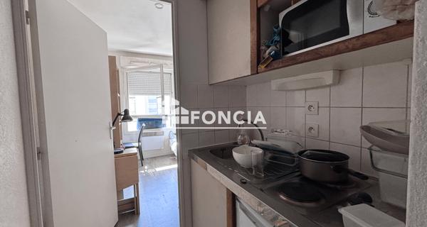 À vendre Studio 18.18 m² - Saint-étienne 42100