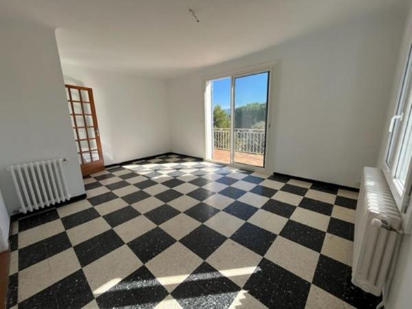 Maison Saint Saturnin Les Apt 4 pièce(s) 80 m2