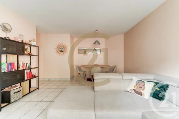 Appartement T2 à vendre  2 pièces - 51,75 m 2   LYON  - 69003