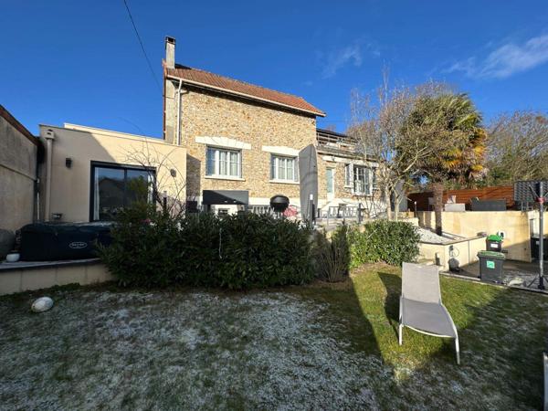 MAISON AVEC CARACTERE A SOISY SOUS MONTMORENCY