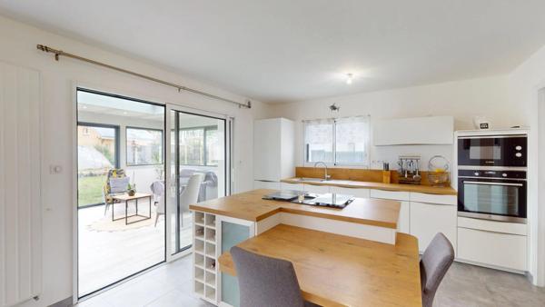 Plain-pied de 2021 de 117 m², 3 chambres, sur terrain de 838 m².(Visite virtuelle disponible)