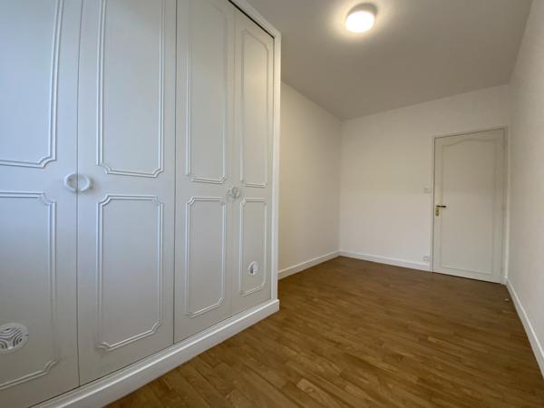 Appartement  3 pièce(s)  2 chambre(s)  61 m²