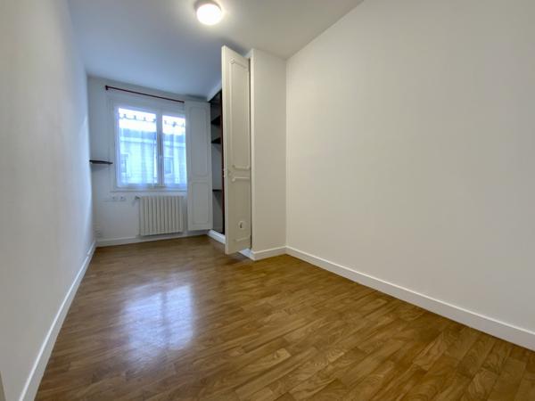 Appartement  3 pièce(s)  2 chambre(s)  61 m²