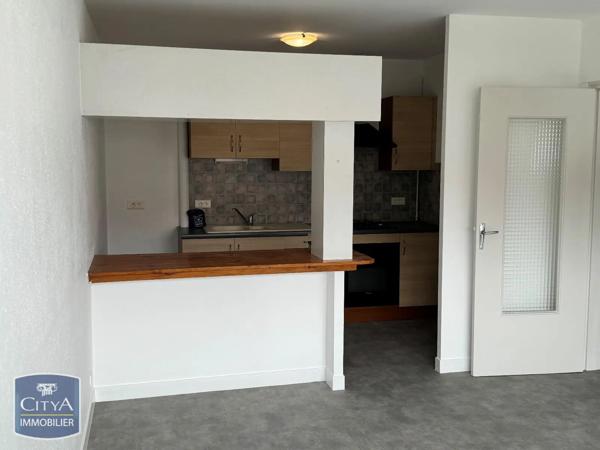 Appartement à louer 2 pièces 40.72m² Besançon (25000)