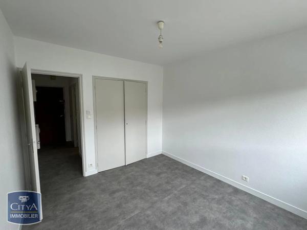 Appartement à louer 2 pièces 40.72m² Besançon (25000)