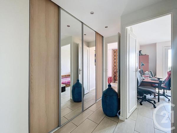 Appartement F5 à vendre  5 pièces - 84,42 m2 FRESNES - 94