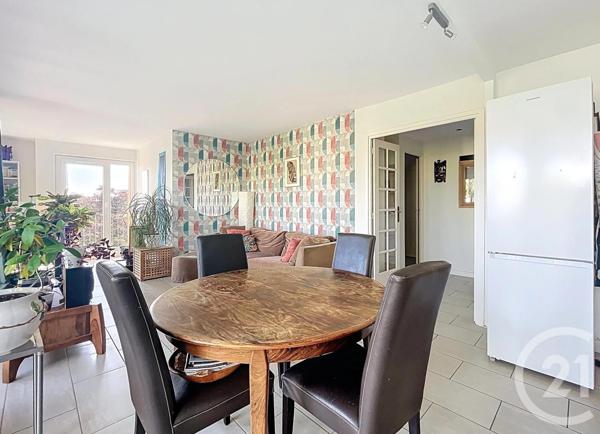 Appartement F5 à vendre  5 pièces - 84,42 m2 FRESNES - 94