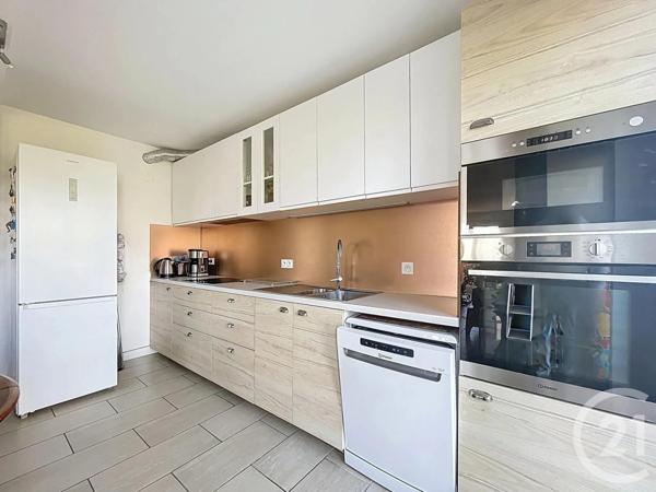 Appartement F5 à vendre  5 pièces - 84,42 m2 FRESNES - 94