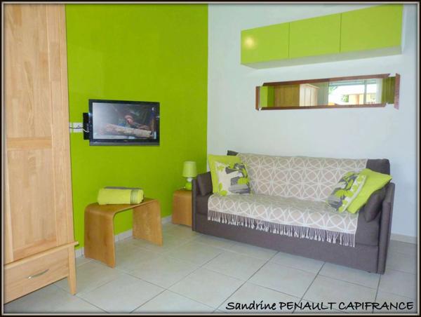 A VENDRE A KOUROU (97310) UNE MAGNIFIQUE PROPRIETE DE 165 m² - TERRAIN DE 462 m² - AU PRIX DE 448 000 €.