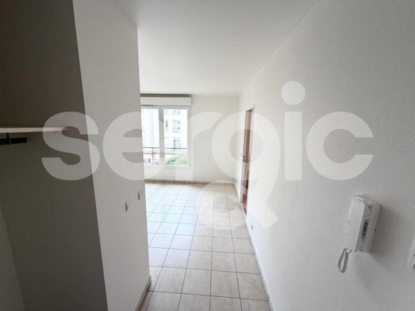 Location 1 Pieces 36 93210 Saint Denis 18 1558 01 0001