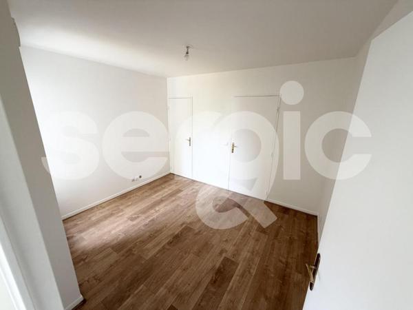 Location 1 Pieces 36 93210 Saint Denis 18 1558 01 0001