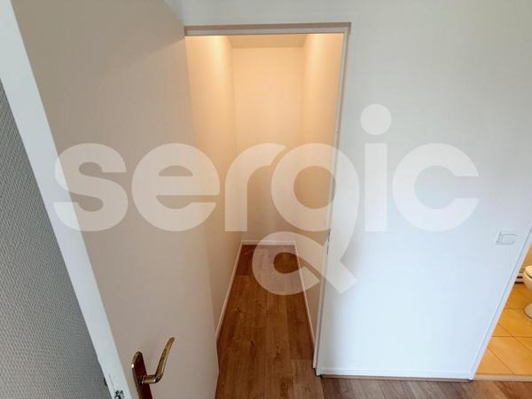 Location 1 Pieces 36 93210 Saint Denis 18 1558 01 0001