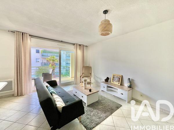Appartement à vendre 2 pièces 61 m² Saint-Raphaël