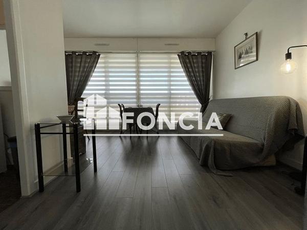 Location Studio meublé 24.26 m² - 24 BOULEVARD W.CHURCHILL La Rochelle 17000