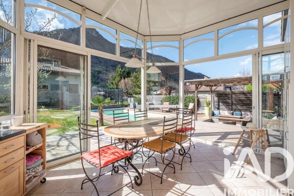 Maison à vendre 7 pièces 208 m² Vif