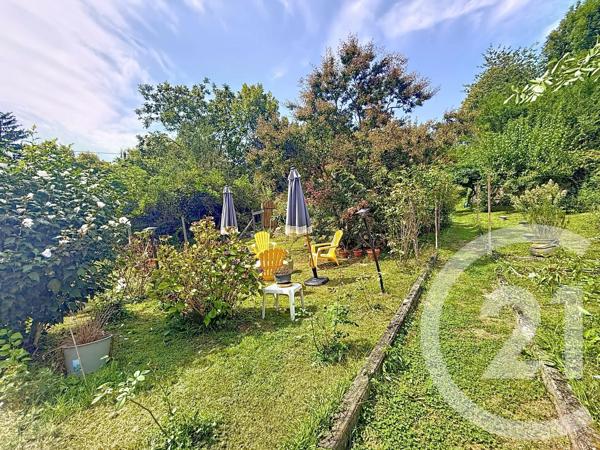 Maison à vendre  6 pièces - 180 m 2   ST GIRONS  - 09