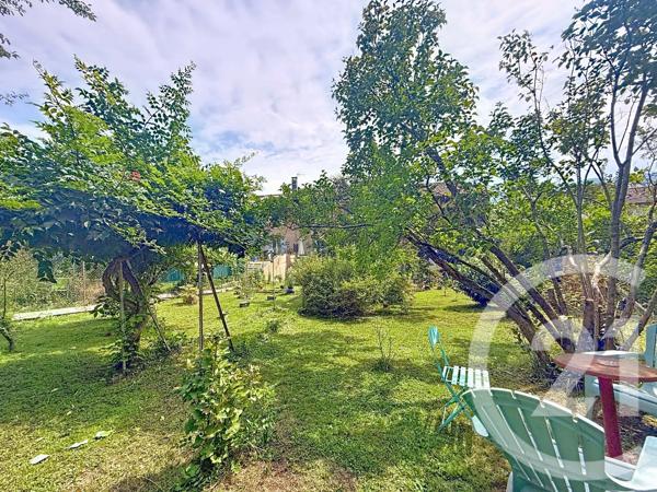 Maison à vendre  6 pièces - 180 m 2   ST GIRONS  - 09