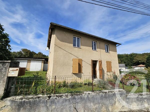Maison à vendre  6 pièces - 180 m 2   ST GIRONS  - 09