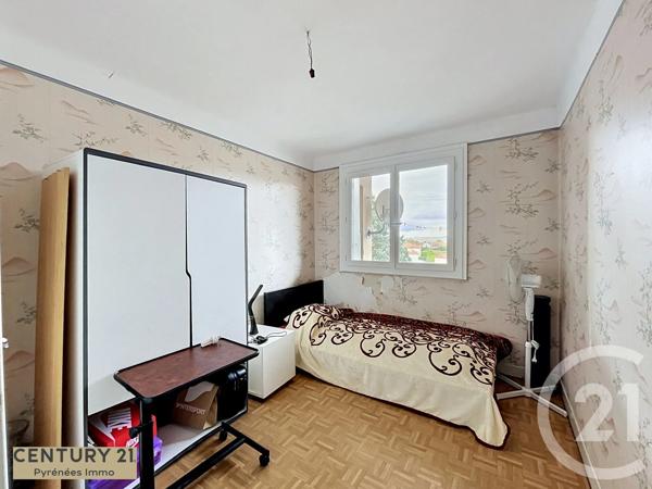 Appartement F4 à vendre  4 pièces - 70 m 2   ST GAUDENS  - 31