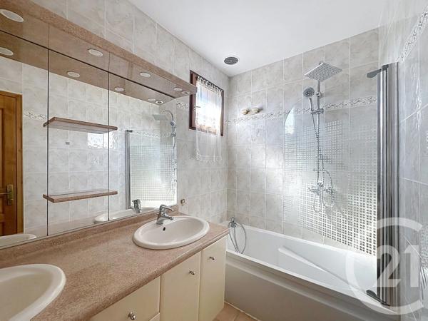 Maison à vendre  4 pièces - 104,40 m 2   AGDE  - 34