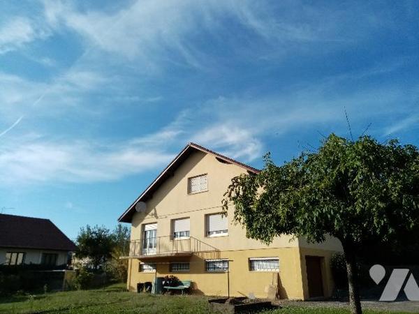 Secteur calme et prisé, pavillon env 105 M² , terrain attenant de 1310 m²