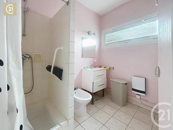 Maison à vendre  6 pièces - 152,60 m 2   BEZIERS  - 34
