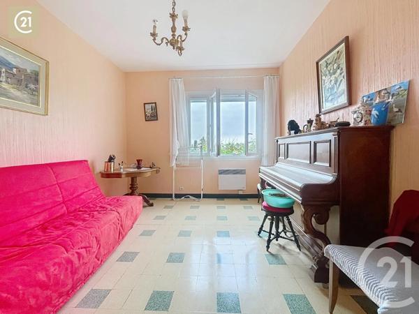 Maison à vendre  6 pièces - 152,60 m 2   BEZIERS  - 34