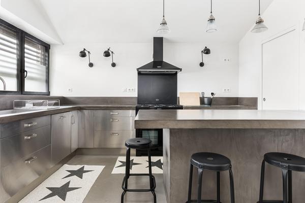Maison Loft atypique avec terrasse privative à Cugnaux – limite St Simon