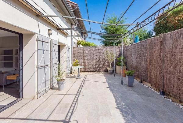 Maison Loft atypique avec terrasse privative à Cugnaux – limite St Simon