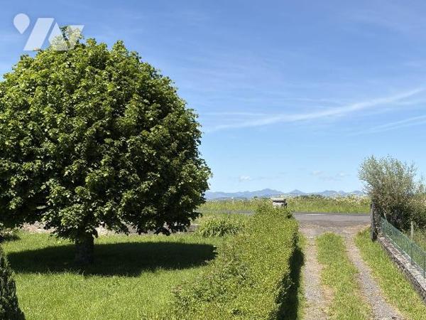 ARPAJON SUR CERE, Senilhes, sur terrain de 1000 m², maison d'habitation comprenant Sous-sol gar...