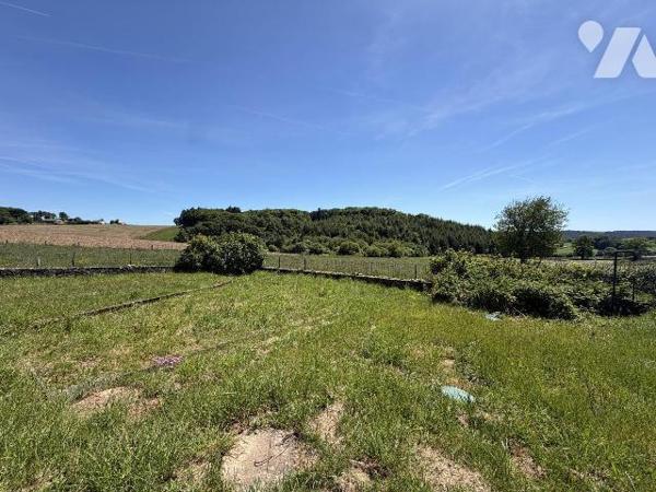 ARPAJON SUR CERE, Senilhes, sur terrain de 1000 m², maison d'habitation comprenant Sous-sol gar...