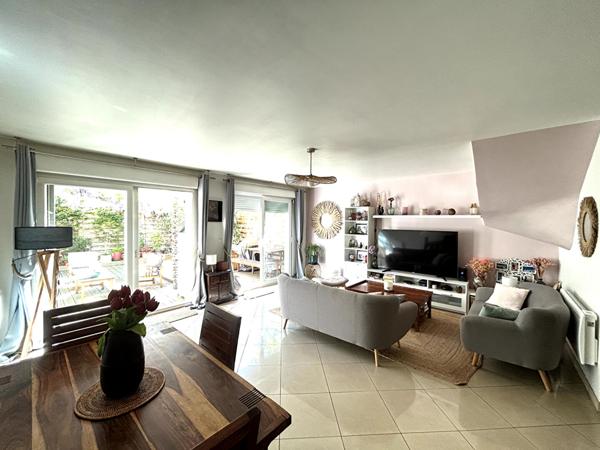 BEZONS_ Maison 5 pièces 151.92 m2 Carrez - 231.75 m2 au sol €499 900 ** - Référence 4490
