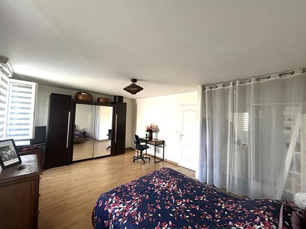 BEZONS_ Maison 5 pièces 151.92 m2 Carrez - 231.75 m2 au sol €499 900 ** - Référence 4490