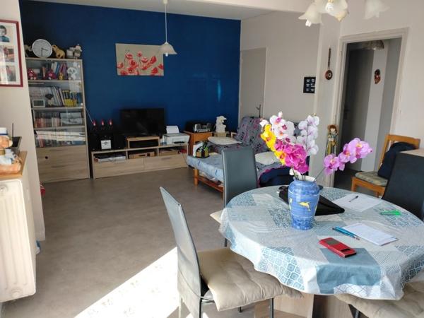 Appartement à vendre 93 415 € Château-Renault 3 p 69 m² DPE E