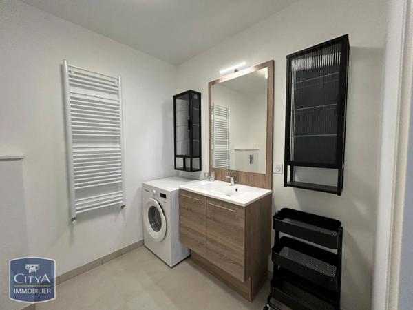 Appartement à louer 2 pièces 46m² Annecy (74370)