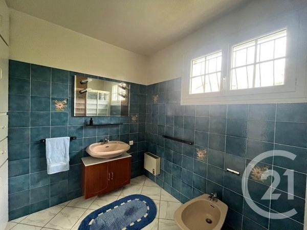 Maison à vendre  5 pièces - 150 m2 SCORBE CLAIRVAUX - 86