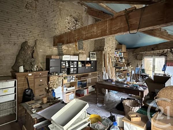 Maison à vendre  6 pièces - 263,20 m 2   MONTAUBAN  - 82