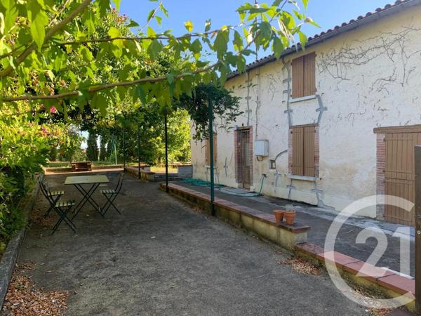 Maison à vendre  6 pièces - 263,20 m 2   MONTAUBAN  - 82