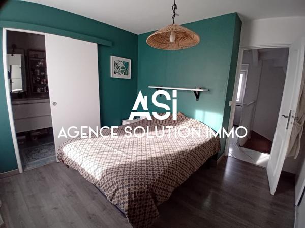 Maison de bourg Grez En Bouère 9 pièce(s) 150 m2-7 chambres