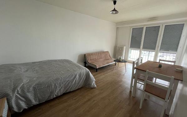 Appartement à louer    1 pièce •  Limoges